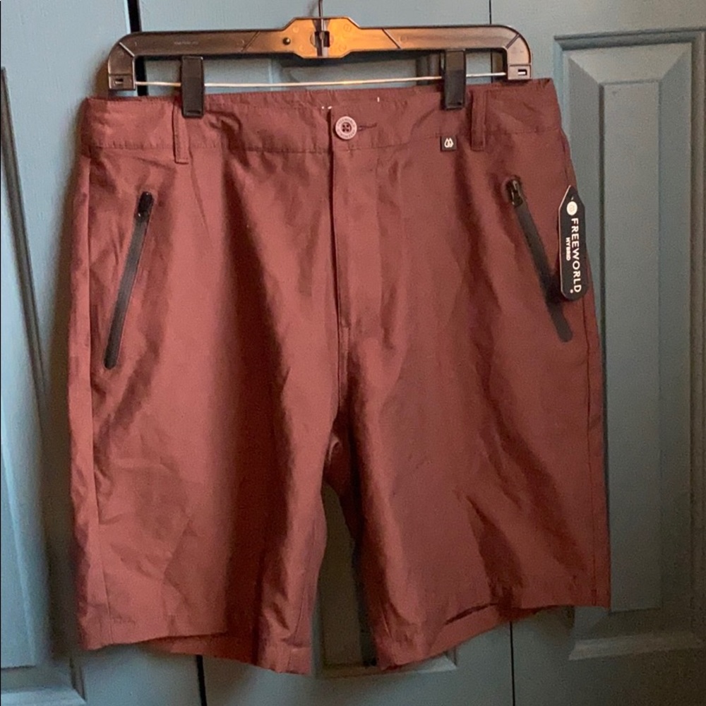 BNWT guys hybrid shorts!